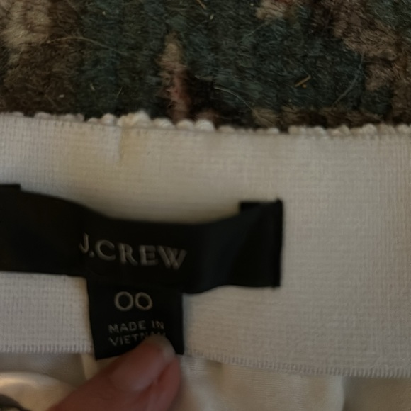JCrew eyelet skirt worn once, clean, no stains, rips or tears. Size 00. Lovely! - Picture 3 of 3